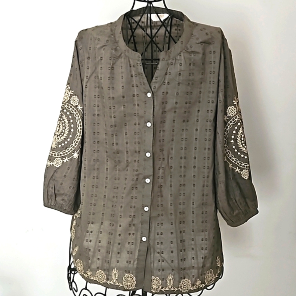 MAX Embroidered EcoChic Tunic, Size XL. NWT